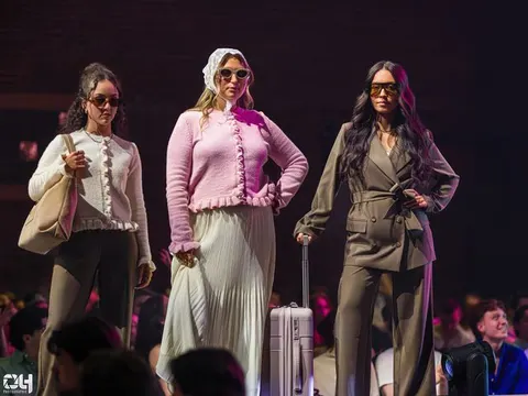 Photo 820 de l'album Amarea — 29e édition du FSA Fashion Show