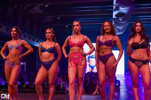 Photo 1344 de l'album Amarea — 29e édition du FSA Fashion Show
