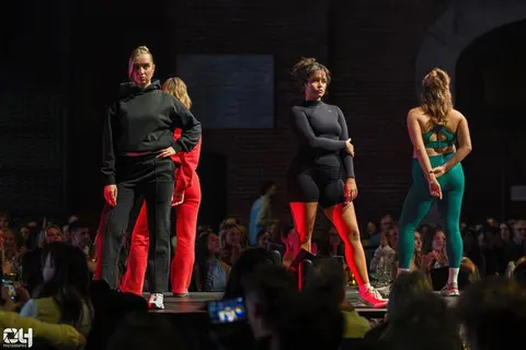 Photo 750 de l'album Amarea — 29e édition du FSA Fashion Show