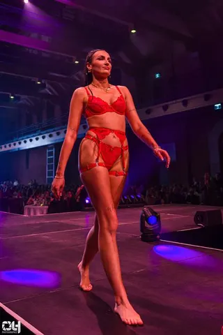 Photo 1370 de l'album Amarea — 29e édition du FSA Fashion Show