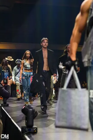 Photo 777 de l'album Amarea — 29e édition du FSA Fashion Show