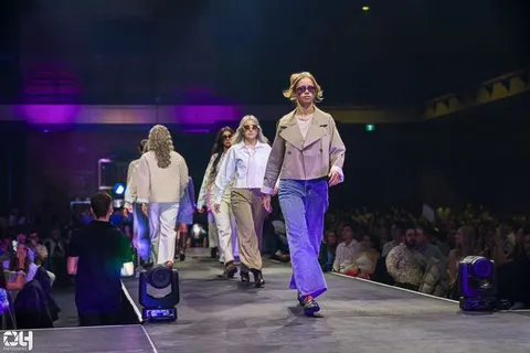 Photo 827 de l'album Amarea — 29e édition du FSA Fashion Show