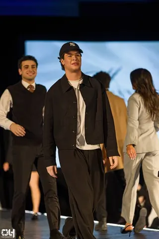 Photo 757 de l'album Héritage — Défilé de mode, Faculté de droit, Université Laval