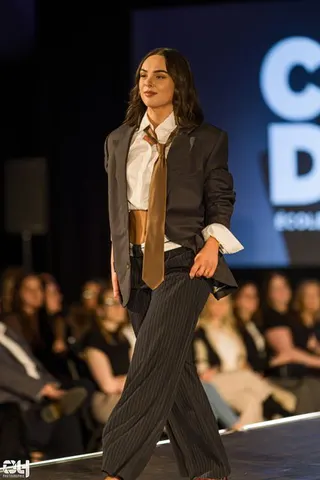 Photo 629 de l'album Héritage — Défilé de mode, Faculté de droit, Université Laval