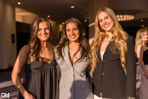 Photo 24 de l'album Héritage — Défilé de mode, Faculté de droit, Université Laval