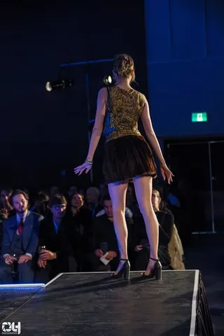 Photo 650 de l'album Héritage — Défilé de mode, Faculté de droit, Université Laval