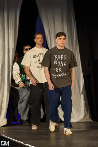 Photo 725 de l'album Héritage — Défilé de mode, Faculté de droit, Université Laval