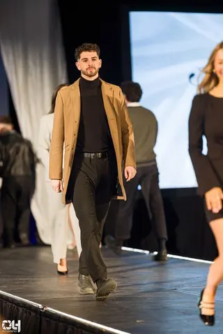 Photo 752 de l'album Héritage — Défilé de mode, Faculté de droit, Université Laval