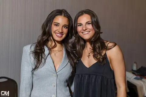 Photo 140 de l'album Héritage — Défilé de mode, Faculté de droit, Université Laval