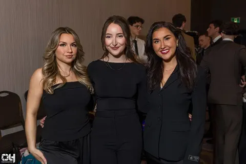 Photo 81 de l'album Héritage — Défilé de mode, Faculté de droit, Université Laval
