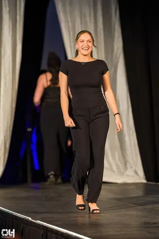 Photo 782 de l'album Héritage — Défilé de mode, Faculté de droit, Université Laval