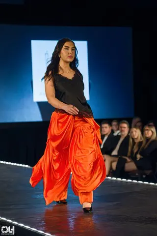 Photo 660 de l'album Héritage — Défilé de mode, Faculté de droit, Université Laval
