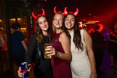 Photo 38 de l'album Intégrations FSA - DRESS TO IMPRESS