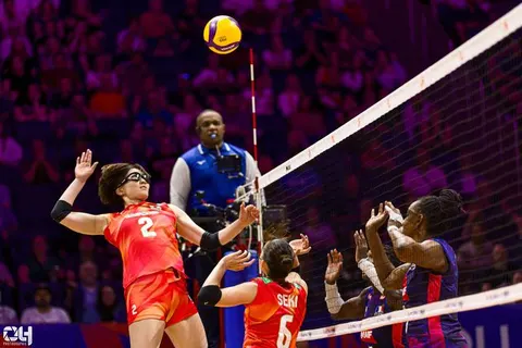 Photo 24 de l'album Ligue des Nations de Volleyball (VNL) – Jour 1 – Québec 2026