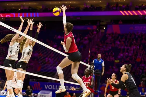 Photo 114 de l'album Ligue des Nations de Volleyball (VNL) – Jour 1 – Québec 2026