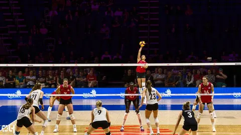Photo 240 de l'album Ligue des Nations de Volleyball (VNL) – Jour 1 – Québec 2026