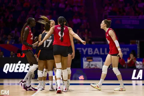 Photo 156 de l'album Ligue des Nations de Volleyball (VNL) – Jour 1 – Québec 2026