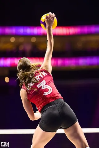 Photo 224 de l'album Ligue des Nations de Volleyball (VNL) – Jour 1 – Québec 2026