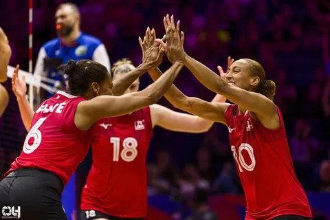 Photo 186 de l'album Ligue des Nations de Volleyball (VNL) – Jour 1 – Québec 2026