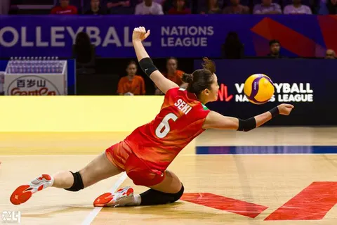 Photo 22 de l'album Ligue des Nations de Volleyball (VNL) – Jour 1 – Québec 2026