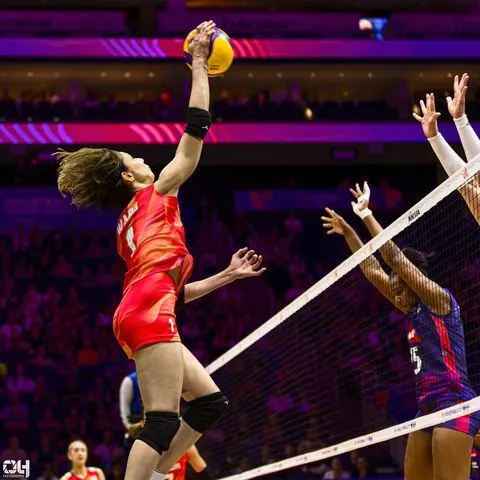 Photo 44 de l'album Ligue des Nations de Volleyball (VNL) – Jour 1 – Québec 2026