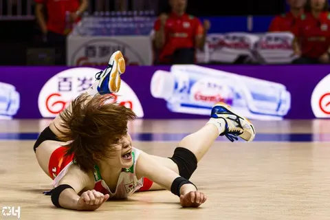 Photo 41 de l'album Ligue des Nations de Volleyball (VNL) – Jour 1 – Québec 2026