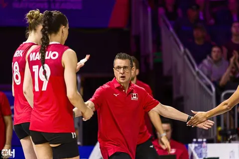 Photo 170 de l'album Ligue des Nations de Volleyball (VNL) – Jour 1 – Québec 2026