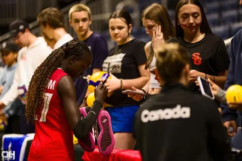 Photo 260 de l'album Ligue des Nations de Volleyball (VNL) – Jour 1 – Québec 2026