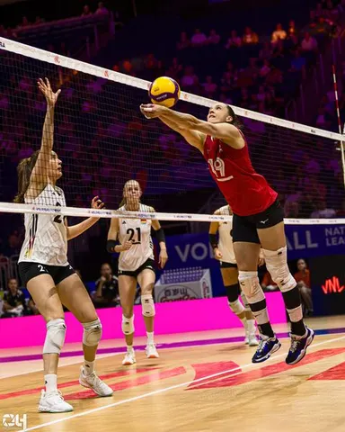 Photo 86 de l'album Ligue des Nations de Volleyball (VNL) – Jour 1 – Québec 2026