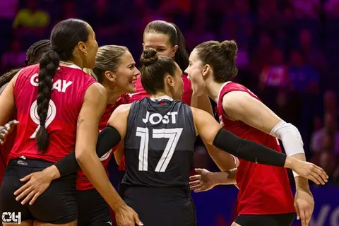 Photo 77 de l'album Ligue des Nations de Volleyball (VNL) – Jour 1 – Québec 2026