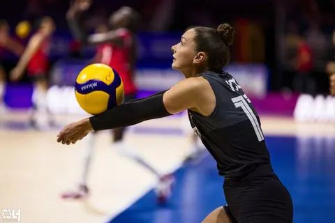 Photo 51 de l'album Ligue des Nations de Volleyball (VNL) – Jour 1 – Québec 2026