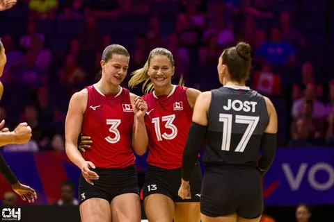 Photo 104 de l'album Ligue des Nations de Volleyball (VNL) – Jour 1 – Québec 2026