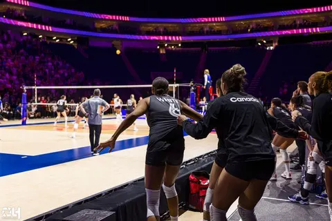 Photo 287 de l'album Ligue des Nations de Volleyball (VNL) – Jour 2 – Québec 2026