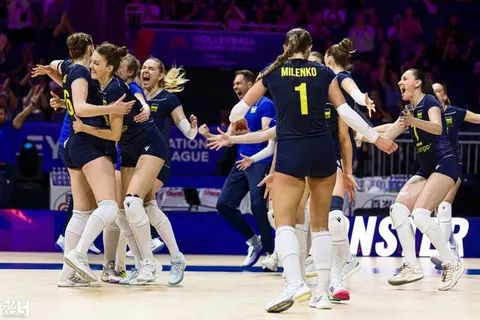 Photo 103 de l'album Ligue des Nations de Volleyball (VNL) – Jour 2 – Québec 2026