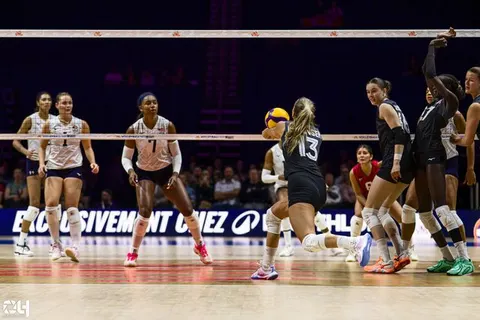 Photo 184 de l'album Ligue des Nations de Volleyball (VNL) – Jour 2 – Québec 2026