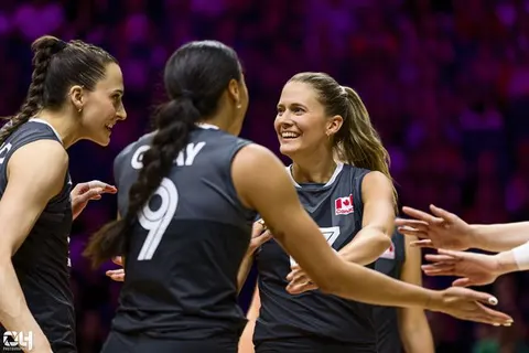 Photo 238 de l'album Ligue des Nations de Volleyball (VNL) – Jour 2 – Québec 2026