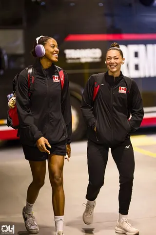 Photo 60 de l'album Ligue des Nations de Volleyball (VNL) – Jour 2 – Québec 2026