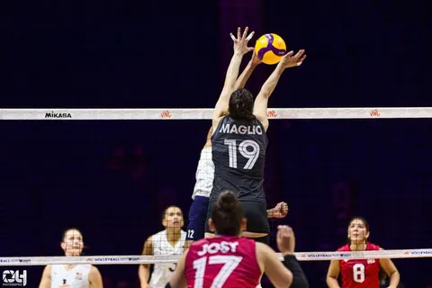 Photo 227 de l'album Ligue des Nations de Volleyball (VNL) – Jour 2 – Québec 2026