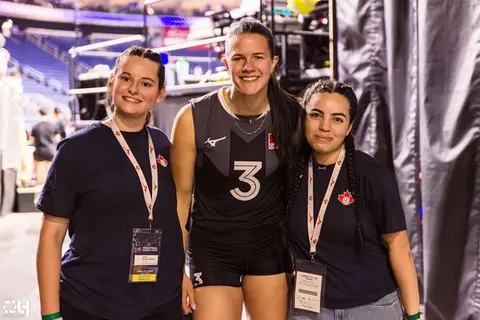 Photo 332 de l'album Ligue des Nations de Volleyball (VNL) – Jour 2 – Québec 2026