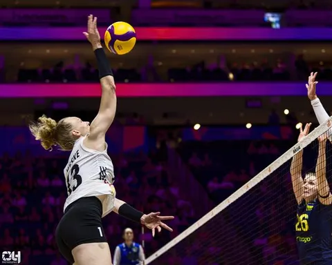 Photo 35 de l'album Ligue des Nations de Volleyball (VNL) – Jour 2 – Québec 2026