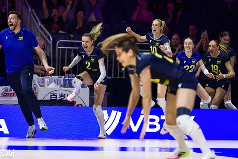 Photo 98 de l'album Ligue des Nations de Volleyball (VNL) – Jour 2 – Québec 2026
