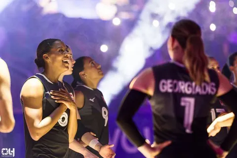 Photo 122 de l'album Ligue des Nations de Volleyball (VNL) – Jour 2 – Québec 2026