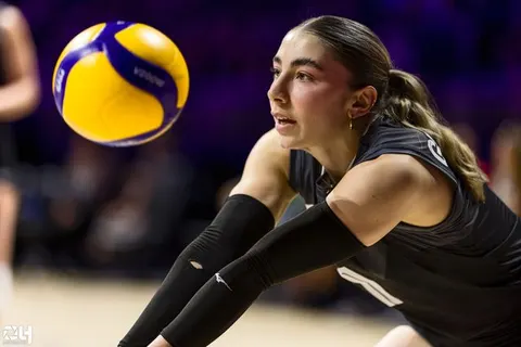 Photo 116 de l'album Ligue des Nations de Volleyball (VNL) – Jour 2 – Québec 2026