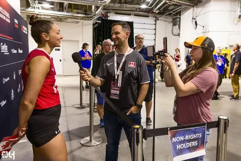Photo 331 de l'album Ligue des Nations de Volleyball (VNL) – Jour 2 – Québec 2026