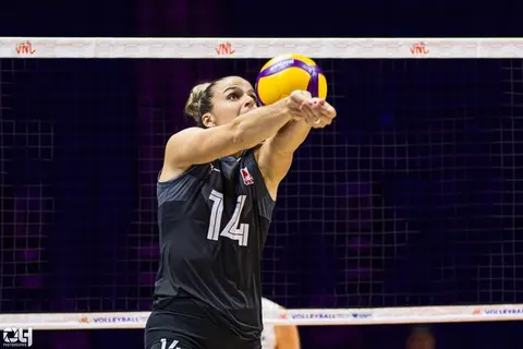 Photo 231 de l'album Ligue des Nations de Volleyball (VNL) – Jour 2 – Québec 2026