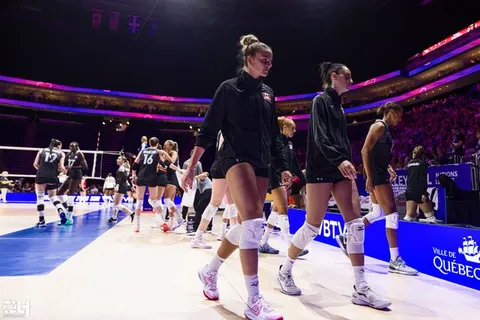Photo 270 de l'album Ligue des Nations de Volleyball (VNL) – Jour 2 – Québec 2026