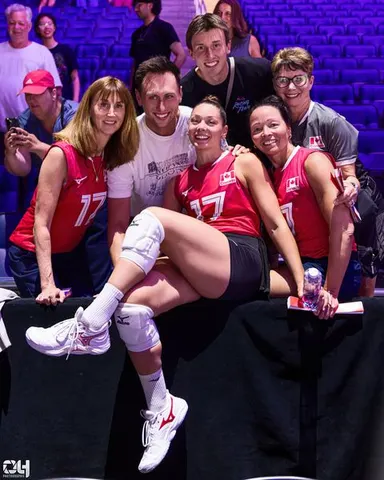 Photo 318 de l'album Ligue des Nations de Volleyball (VNL) – Jour 2 – Québec 2026