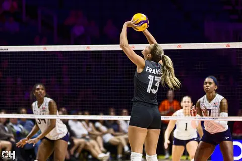 Photo 274 de l'album Ligue des Nations de Volleyball (VNL) – Jour 2 – Québec 2026