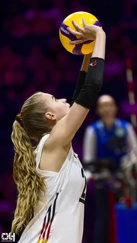 Photo 76 de l'album Ligue des Nations de Volleyball (VNL) – Jour 2 – Québec 2026