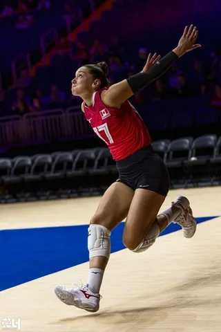 Photo 112 de l'album Ligue des Nations de Volleyball (VNL) – Jour 2 – Québec 2026
